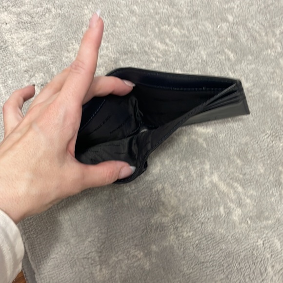 Men’s wallet - Picture 5 of 8